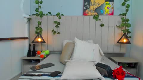 Snapshot of reishell_ross chatting on 14, 2, 2026 Reishell ross online show from 14, 2, 2026