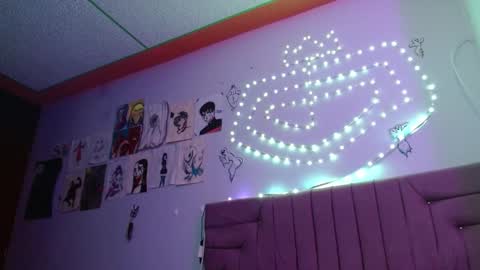 Snapshot of reiv_femboy chatting on 12, 3, 2026 reiv_femboy online show from 12, 3, 2026