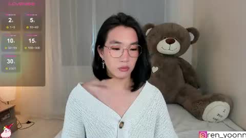 Snapshot of ren_yoonn chatting on 20, 6, 2026 Ren online show from 20, 6, 2026