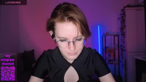 Snapshot of renaeblaski chatting on 21, 4, 2026 Claire online show from 21, 4, 2026
