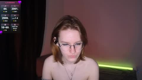 Snapshot of renaeblaski chatting on 30, 4, 2026 Claire online show from 30, 4, 2026