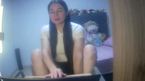 Snapshot of renata_hot1 chatting on 26, 10, 2025 renata_hot1 online show from 26, 10, 2025