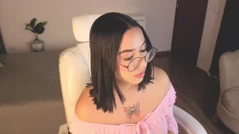Snapshot of renaxi_smith chatting on 24, 7, 2026 renaxi_smith online show from 24, 7, 2026