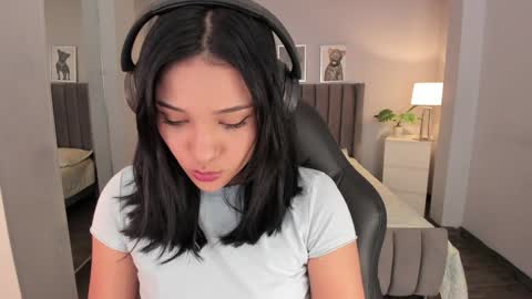 Renee Shelby online show from 12, 12, 2024