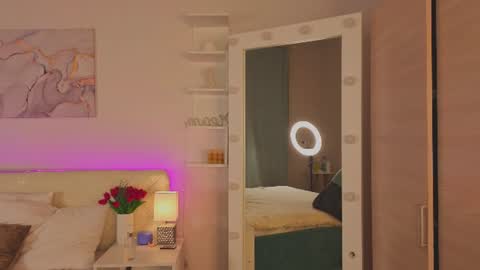 Snapshot of reneefoxy_ chatting on 12, 6, 2026 reneefoxy_ online show from 12, 6, 2026