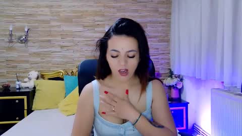 renesmesweet online show from 18, 2, 2025