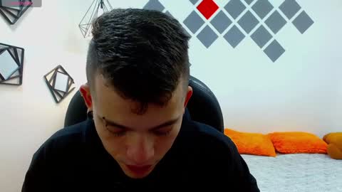 R E N E  online show from 30, 12, 2024