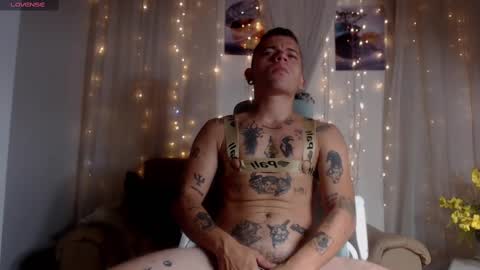 R E N E  online show from 15, 2, 2025