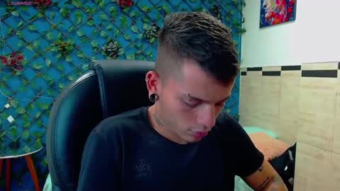 R E N E  online show from 20, 2, 2025