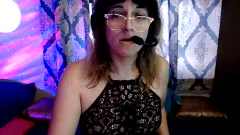 RenXoFlowers online show from 4, 5, 2026