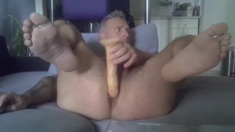 Snapshot of restart345 chatting on 16, 5, 2026 dildofun online show from 16, 5, 2026