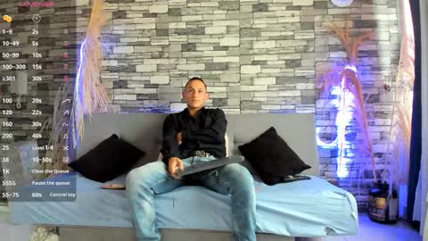 reymasterhot online show from 1, 11, 2025