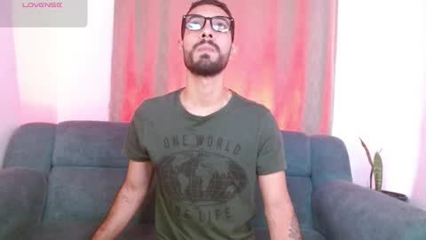 Snapshot of reypablo1 chatting on 10, 10, 2025 REY PABLO Independent online show from 10, 10, 2025