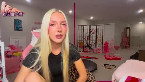 ria  online show from 28, 11, 2025