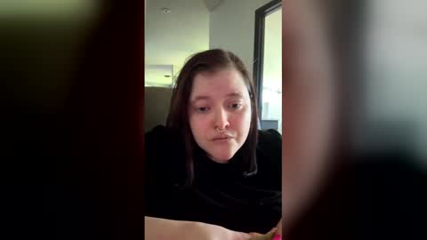 Snapshot of riah_babbie chatting on 2, 5, 2026 riah_babbie online show from 2, 5, 2026