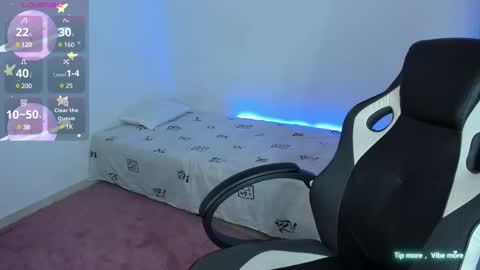 Snapshot of riana_kean chatting on 25, 2, 2025 RianaK online show from 25, 2, 2025