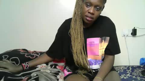 Snapshot of riana_sha chatting on 13, 12, 2025 riana_sha online show from 13, 12, 2025