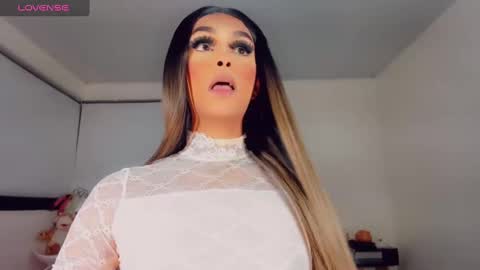 Snapshot of riannagarcia_ chatting on 28, 2, 2025 Rianna Garcia online show from 28, 2, 2025