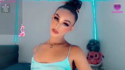 Snapshot of riannagarcia_ chatting on 4, 10, 2025 Rianna Garcia online show from 4, 10, 2025