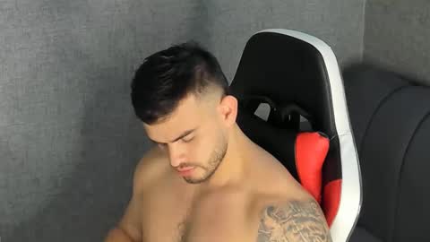 ricardogonzalez666 online show from 6, 1, 2025