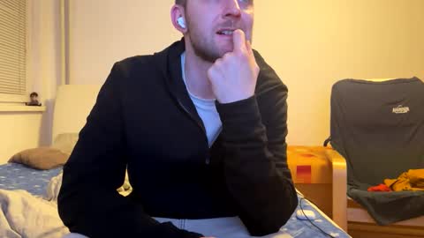 ricciardio online show from 23, 1, 2025