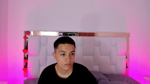 Snapshot of riccirizzo chatting on 4, 6, 2026 Ricci and Rizzo online show from 4, 6, 2026