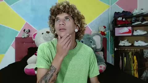 Snapshot of rich_de_la_rosa chatting on 8, 1, 2025 rich and kitty online show from 8, 1, 2025