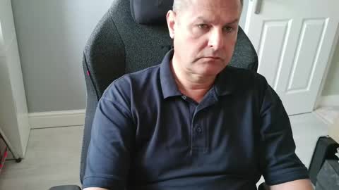 Snapshot of rich_uk56 chatting on 28, 5, 2026 UK Straight Guy online show from 28, 5, 2026