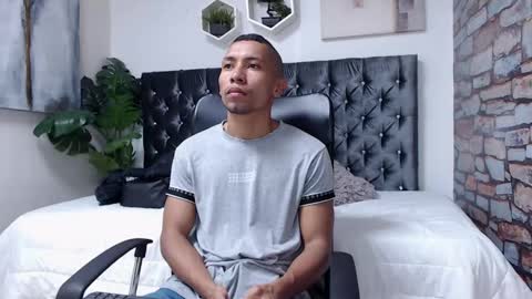 Snapshot of richar_voller chatting on 26, 12, 2024 richar_voller online show from 26, 12, 2024