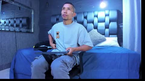 Snapshot of richar_voller chatting on 30, 12, 2024 richar_voller online show from 30, 12, 2024