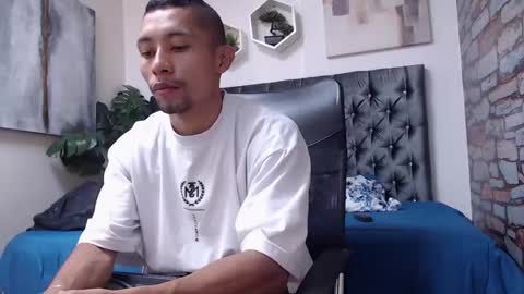 Snapshot of richar_voller chatting on 18, 1, 2025 richar_voller online show from 18, 1, 2025