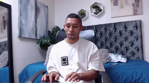 Snapshot of richar_voller chatting on 25, 1, 2025 richar_voller online show from 25, 1, 2025