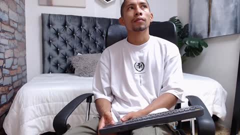 Snapshot of richar_voller chatting on 30, 1, 2025 richar_voller online show from 30, 1, 2025