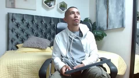 Snapshot of richar_voller chatting on 14, 2, 2025 richar_voller online show from 14, 2, 2025