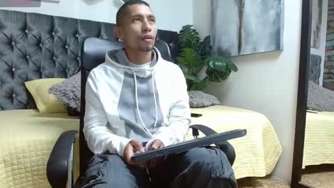 Snapshot of richar_voller chatting on 18, 2, 2025 richar_voller online show from 18, 2, 2025