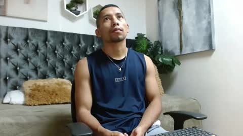 Snapshot of richar_voller chatting on 24, 9, 2025 richar_voller online show from 24, 9, 2025