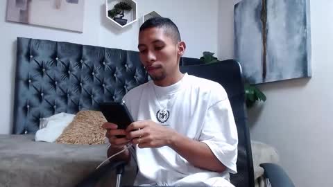 Snapshot of richar_voller chatting on 29, 9, 2025 richar_voller online show from 29, 9, 2025