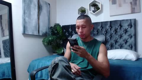 Snapshot of richar_voller chatting on 17, 11, 2025 richar_voller online show from 17, 11, 2025