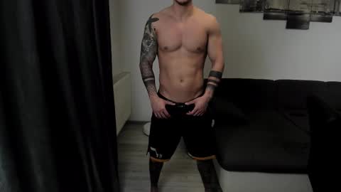 RichardDarell online show from 2, 12, 2025