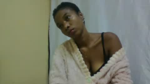 Snapshot of richella34 chatting on 14, 6, 2026 richella34 online show from 14, 6, 2026