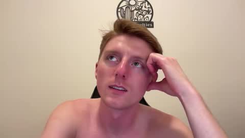 Snapshot of richiewest chatting on 15, 11, 2025 Richie online show from 15, 11, 2025