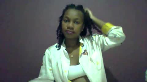 Snapshot of ricie001 chatting on 18, 1, 2026 ricie001 online show from 18, 1, 2026