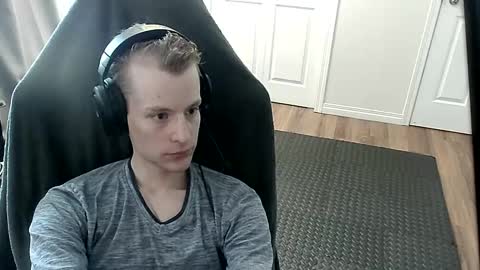 Snapshot of rickgosling chatting on 24, 9, 2025 rickgosling online show from 24, 9, 2025