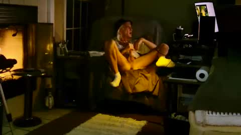 Snapshot of ricks4fun chatting on 28, 10, 2025 PINK HOLE TWINK online show from 28, 10, 2025