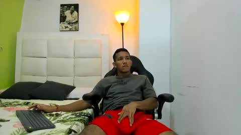 Snapshot of ricky_23cm_ chatting on 10, 2, 2026 RICKY online show from 10, 2, 2026