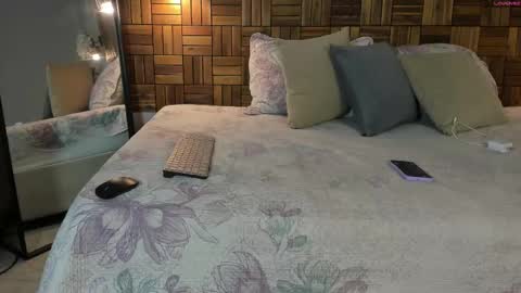 Sara online show from 15, 9, 2025