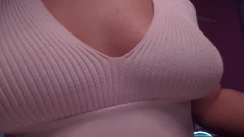 Snapshot of rikaraily chatting on 20, 12, 2024 Rika online show from 20, 12, 2024