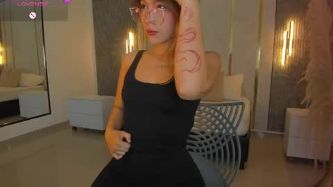 Riley Sierra online show from 6, 4, 2026