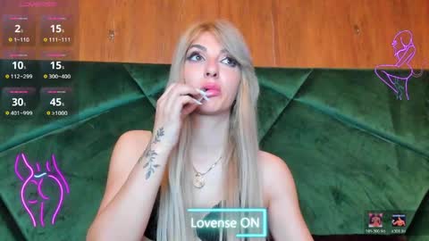 rileylannax online show from 18, 5, 2026