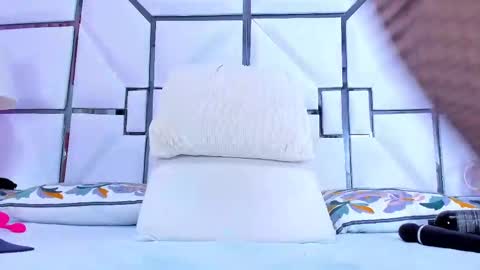 Snapshot of rileysweett chatting on 28, 2, 2025 Riley online show from 28, 2, 2025